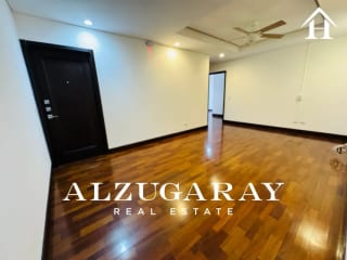APTO. AMPLIO C/ BALCÓN, Z.10 3 HAB. / EDIFICIO SANTA SOFIA — Apartamento en Alquiler en Zona 10, Guatemala, Ciudad — miniatura 7 de 15