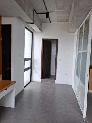 ALQUILO OFICINA EN ZONA 9 EDIFICIO NOVA REFORMADOR — Oficina en Alquiler en Nova Reformador, Zona 9, Guatemala, Ciudad — miniatura 1 de 5