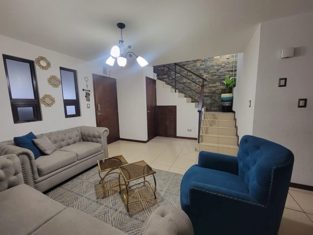 PRADOS DEL CARMEN / CASA EN VENTA DE 4 HABITACIONES โ Casa en Venta en Boca del Monte, Guatemala, Ciudad โ foto 10 de 11