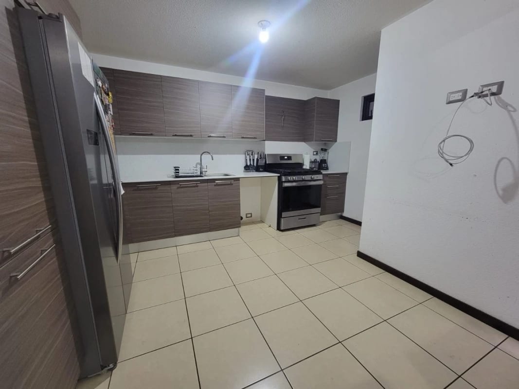 PRADOS DEL CARMEN / CASA EN VENTA DE 4 HABITACIONES โ Casa en Venta en Boca del Monte, Guatemala, Ciudad โ foto 8 de 11
