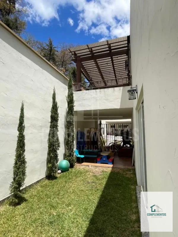 Luces del Encinal, Casa en Venta Zona 7 de Mixco — Casa en Venta en El Encinal, Zona 7 Mixco, Guatemala, Ciudad — foto 2 de 6