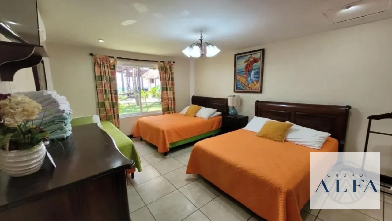 VENTA HOTEL MONTERRICO — Casa vacacional en Venta en Monterrico, Santa Rosa — foto 11 de 17