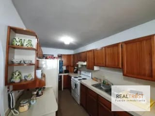 EN VENTA CASA FUERA DE GARITA ZONA 14 LA VILLA - 3 HABITACIONES — Casa en Venta en La Villa, Zona 14, Guatemala, Ciudad — miniatura 6 de 10