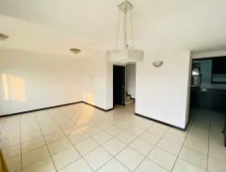 Casa de 4 dormitorios en Vistas de San Isidro, Zona 16 — Casa en Venta en Zona 16, Guatemala, Ciudad — miniatura 5 de 6