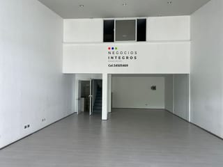 ALQUILO LOCALES EN PLAZA COMERCIAL ZONA 10 PV — Local en Alquiler en Zona 10, Guatemala, Ciudad — miniatura 2 de 4