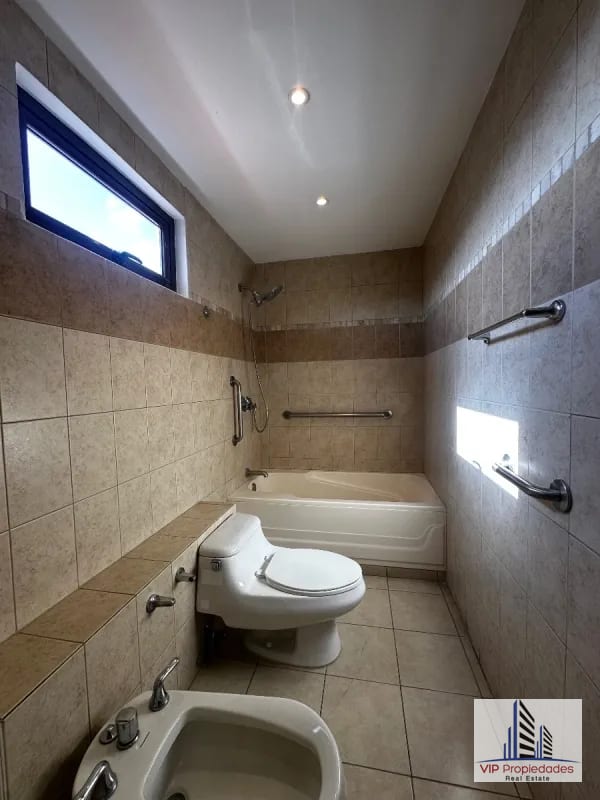 Zona 15, amplio apartamento en venta — Apartamento en Venta en El Robledal, Zona 15, Guatemala, Ciudad — foto 7 de 10