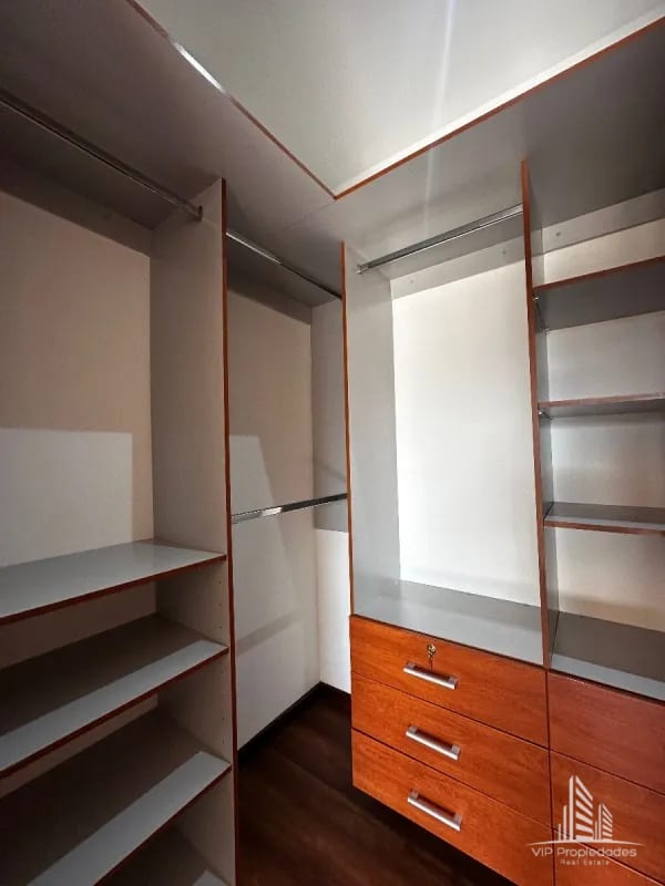 Zona 15, amplio apartamento en venta — Apartamento en Venta en El Robledal, Zona 15, Guatemala, Ciudad — foto 6 de 10
