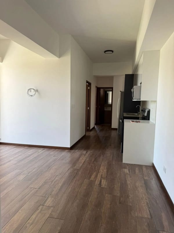 Vive cerca de todo en zona 10!!!! — Apartamento en Alquiler en Moretti, Zona 10, Guatemala, Ciudad — foto 10 de 10
