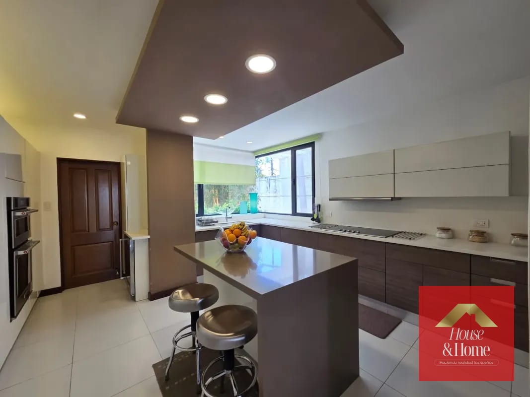 Casa en venta zona 15  con piscina — Casa en Venta en Vista Hermosa I, Zona 15, Guatemala, Ciudad — foto 10 de 17
