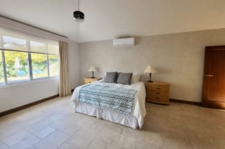Casa con piscina en venta en Fraijanes — Casa en Venta en Carretera a El Salvador, Guatemala, Ciudad — miniatura 5 de 14