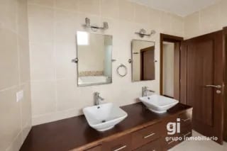 Casa con piscina en venta en Fraijanes — Casa en Venta en Carretera a El Salvador, Guatemala, Ciudad — miniatura 4 de 14