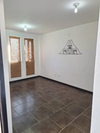 CASA EN ALQUILER CUMBRES DE LA ARBOLEDA KM 21.5 — Casa en Alquiler en Cumbres de La Arboleda, Carretera a El Salvador, Guatemala, Ciudad — miniatura 17 de 17
