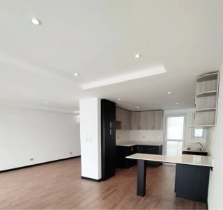 CASA EN VENTA SECTOR B1 CIUDAD SAN CRISTOBAL EXCELENTE  UBICACIÓN — Casa en Venta en Zona 8 Mixco, Guatemala, Ciudad — miniatura 6 de 9