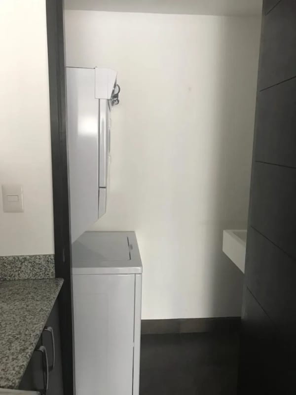 🏢 Apartamento en alquiler – Zona 16 Nueva Caledonia — Apartamento en Alquiler en Nueva Caledonia, Zona 16, Guatemala, Ciudad — foto 4 de 7