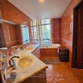 Apartamento amueblado en renta zona 14 edificio L'Excellence de 3 habitaciones + 3 parqueos — Apartamento en Alquiler en L'Excellence, Zona 14, Guatemala, Ciudad — miniatura 6 de 15