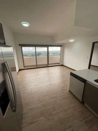 🏙️ APARTAMENTO EN RENTA – CASALINI DIAGONAL 6, ZONA 10 — Apartamento en Alquiler en Casalini Diagonal 6, Zona 10, Guatemala, Ciudad — miniatura 1 de 14