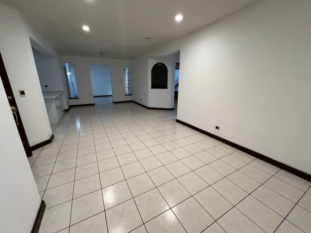 Apto en renta en zona 15!! — Apartamento en Alquiler en Zona 15, Guatemala, Ciudad — foto 4 de 5