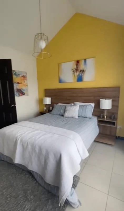 Casa en Venta en CAES — Casa en Venta en Carretera a El Salvador, Guatemala, Ciudad — foto 2 de 8