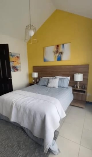 Casa en Venta en CAES — Casa en Venta en Carretera a El Salvador, Guatemala, Ciudad — miniatura 2 de 8