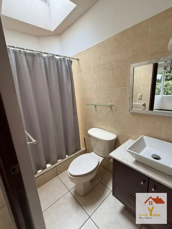 Casa en alquiler Muxbal km 14.5 — Casa en Alquiler en Muxbal, Guatemala, Ciudad — foto 3 de 16