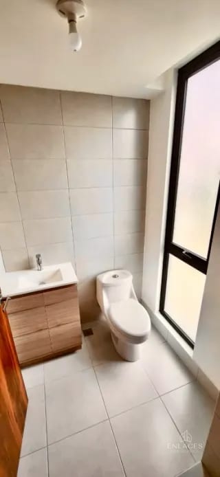 Zona 13 • Apartamento en Renta • Torre Milea — Apartamento en Alquiler en Zona 13, Guatemala, Ciudad — miniatura 9 de 10