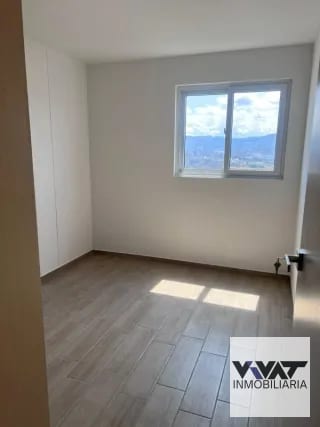 Apartamento en Renta , Andares Doce , zona 12 — Apartamento en Alquiler en Andares Doce, Zona 12, Guatemala, Ciudad — miniatura 8 de 13