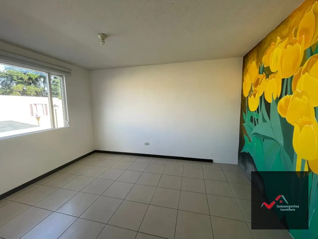CASA EN VENTA SAN CRISTOBAL, ZONA 8 DE MIXCO — Casa en Venta en Zona 8 Mixco, Guatemala, Ciudad — foto 2 de 17
