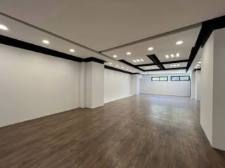 Rento local comercial de 98m2 en Design Center, zona 10 — Local en Alquiler en Design Center, Zona 10, Guatemala, Ciudad — miniatura 6 de 6