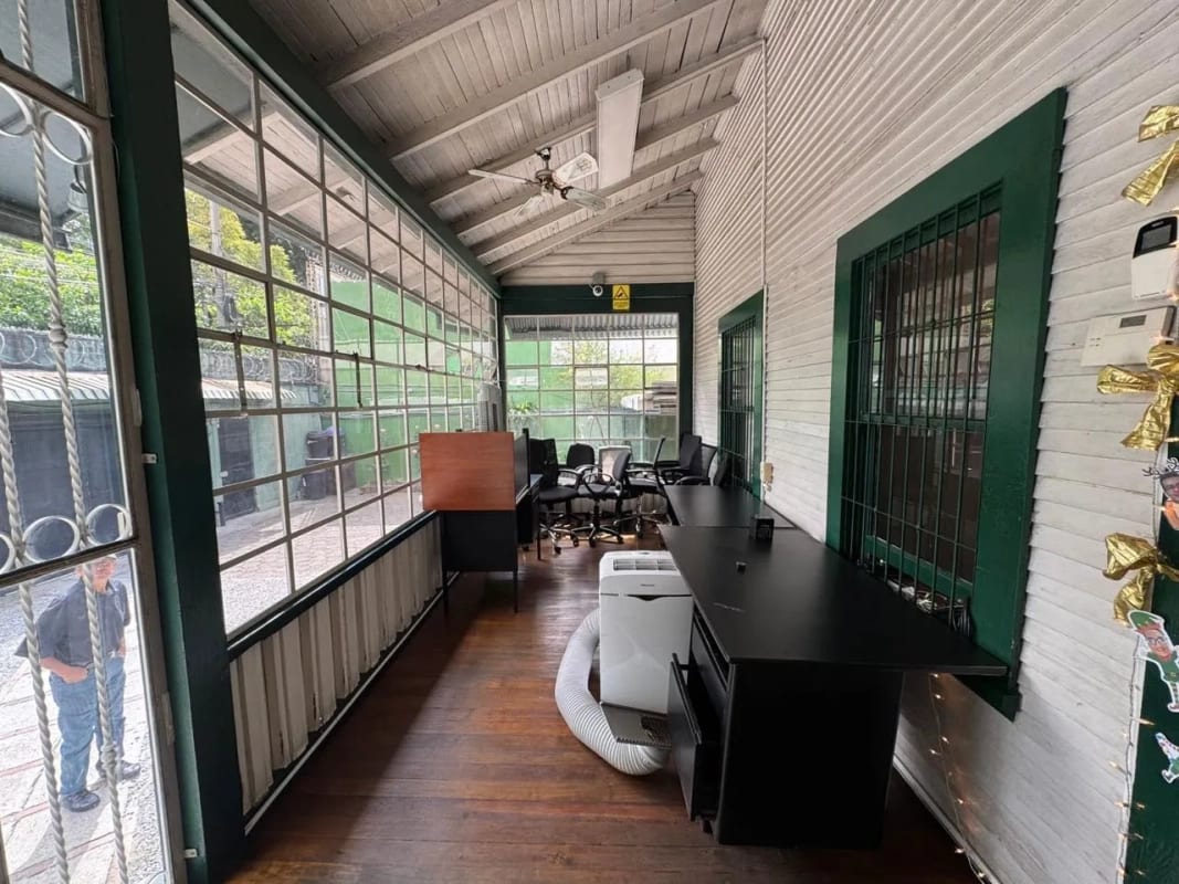 Renta Casa para oficinas zona 13 con suelo comercial — Oficina en Alquiler en Zona 13, Guatemala, Ciudad — foto 9 de 14