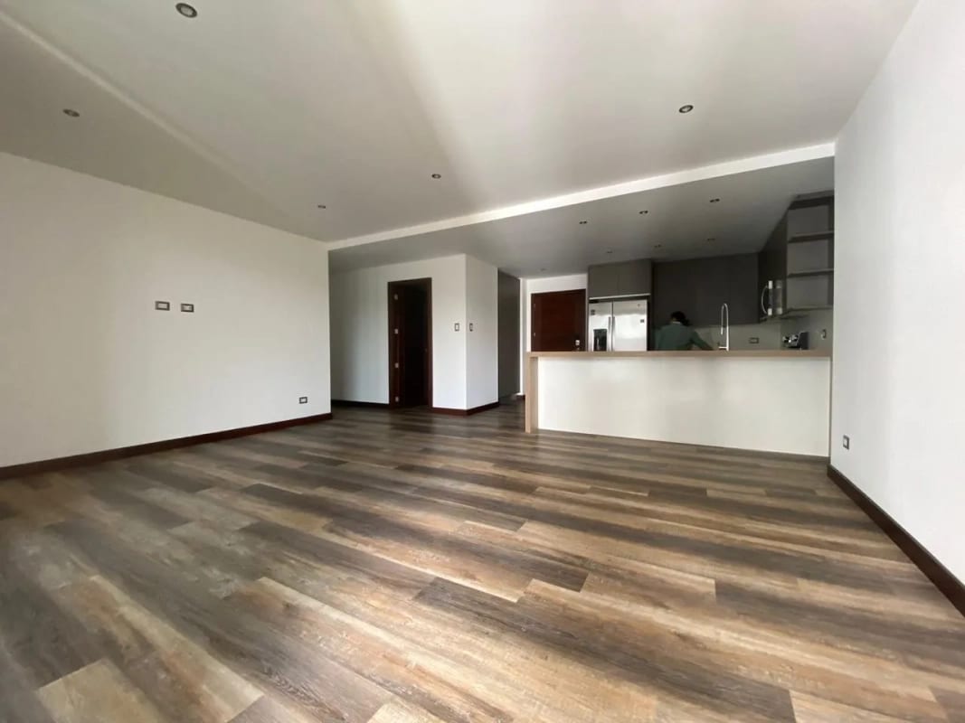 Apartamento en venta, Edificio Trento Diez, zona 10 — Apartamento en Venta en Trento 10, Zona 10, Guatemala, Ciudad — foto 2 de 5