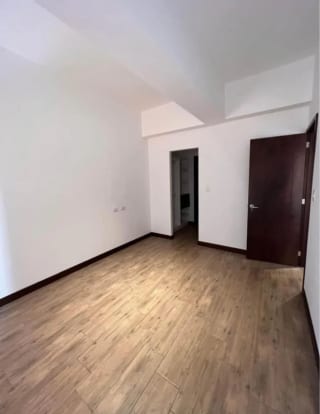 Se alquila apartamento en Edificio Casalini Diagonal 6 — Apartamento en Alquiler en Casalini Diagonal 6, Zona 10, Guatemala, Ciudad — miniatura 2 de 8