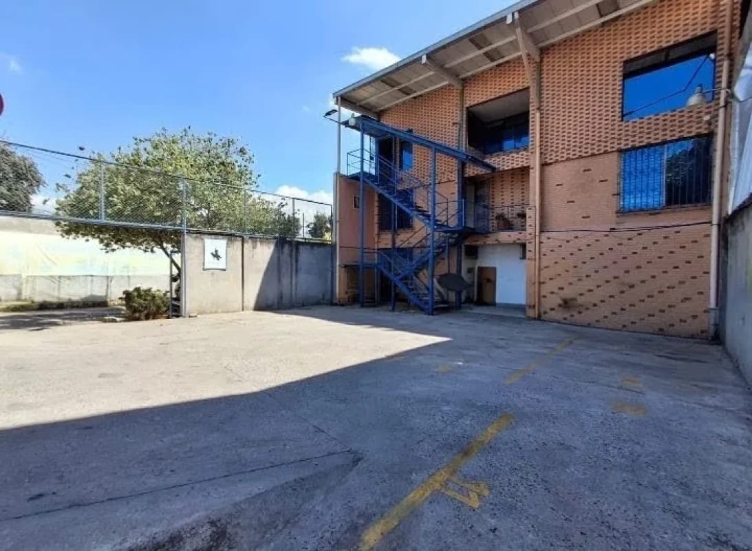 EDFICIO en Venta _ Calzada San Juan zona 7 — Edificio en Venta en Zona 7, Guatemala, Ciudad — foto 15 de 17
