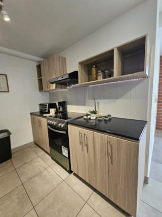 Apartamento Amueblado en Modra B — Apartamento en Venta en Zona 4, Guatemala, Ciudad — miniatura 6 de 9
