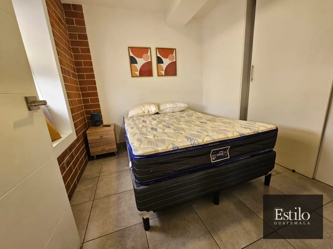 APARTAMENTO AMUEBLADO EN MODRA B — Apartamento en Venta en Zona 4, Guatemala, Ciudad — foto 5 de 9