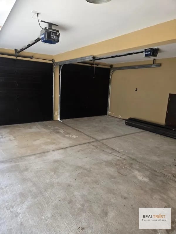 Titulo: Cumbres de la Arboleda en venta 4 habitaciones — Casa en Venta en Cumbres de La Arboleda, Carretera a El Salvador, Guatemala, Ciudad — foto 4 de 14