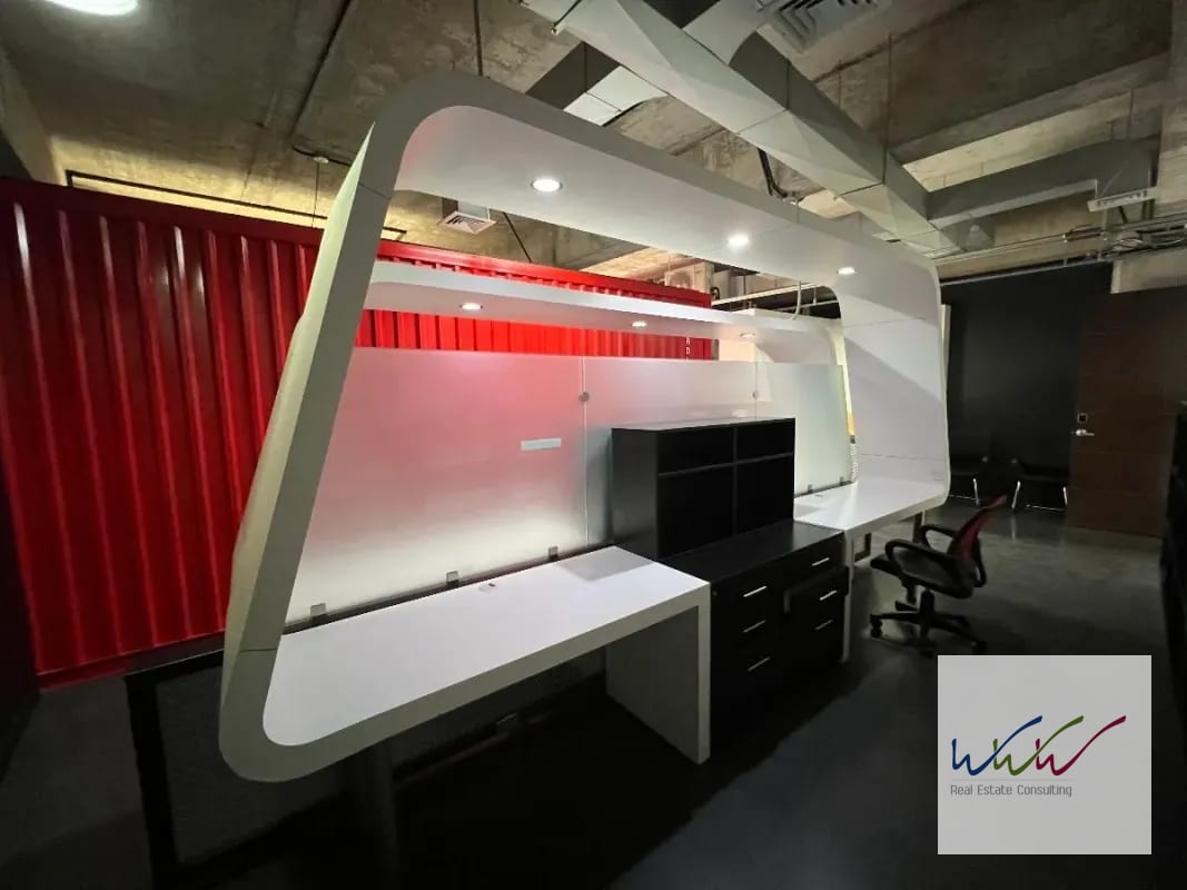 Rento Moderna oficina de 75 m2 Edificio Design Center, zona 10 — Oficina en Alquiler en Zona 10, Guatemala, Ciudad — foto 6 de 10