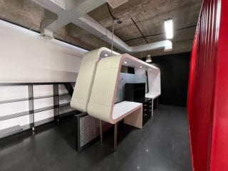 Rento Moderna oficina de 75 m2 Edificio Design Center, zona 10 — Oficina en Alquiler en Zona 10, Guatemala, Ciudad — miniatura 5 de 10