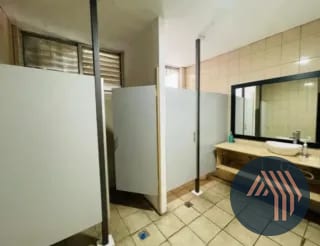 ALQUILER DE CÉNTRICA Y AMPLIA OFICINA - PLAZA MARITIMA, ZONA 10 — Oficina en Alquiler en Zona 10, Guatemala, Ciudad — miniatura 7 de 16