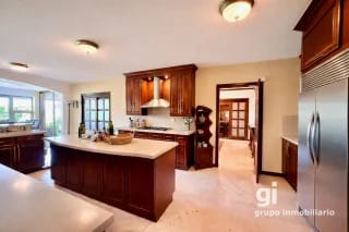 Preciosa casa en venta en condominio exclusivo CAES — Casa en Venta en Carretera a El Salvador, Guatemala, Ciudad — miniatura 11 de 17