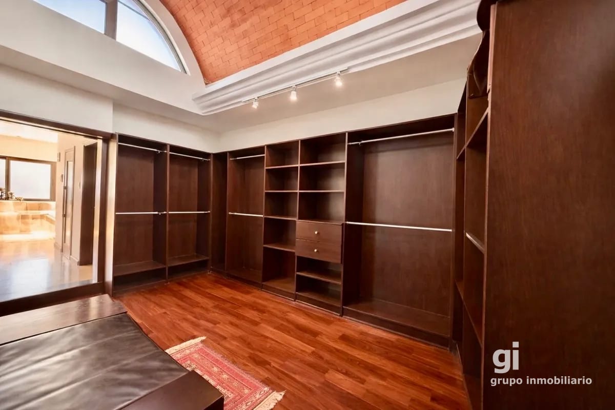 Preciosa casa en venta en condominio exclusivo CAES — Casa en Venta en Carretera a El Salvador, Guatemala, Ciudad — foto 5 de 17