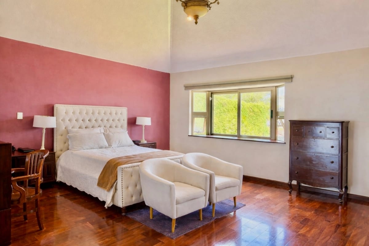 Preciosa casa en venta en condominio exclusivo CAES — Casa en Venta en Carretera a El Salvador, Guatemala, Ciudad — foto 3 de 17
