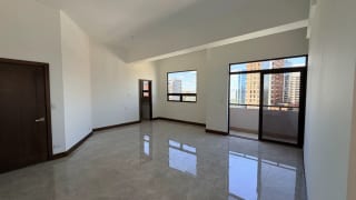 Apartamento nuevo y amplio en zona 10 — Apartamento en Venta en Zona 10, Guatemala, Ciudad — miniatura 4 de 11