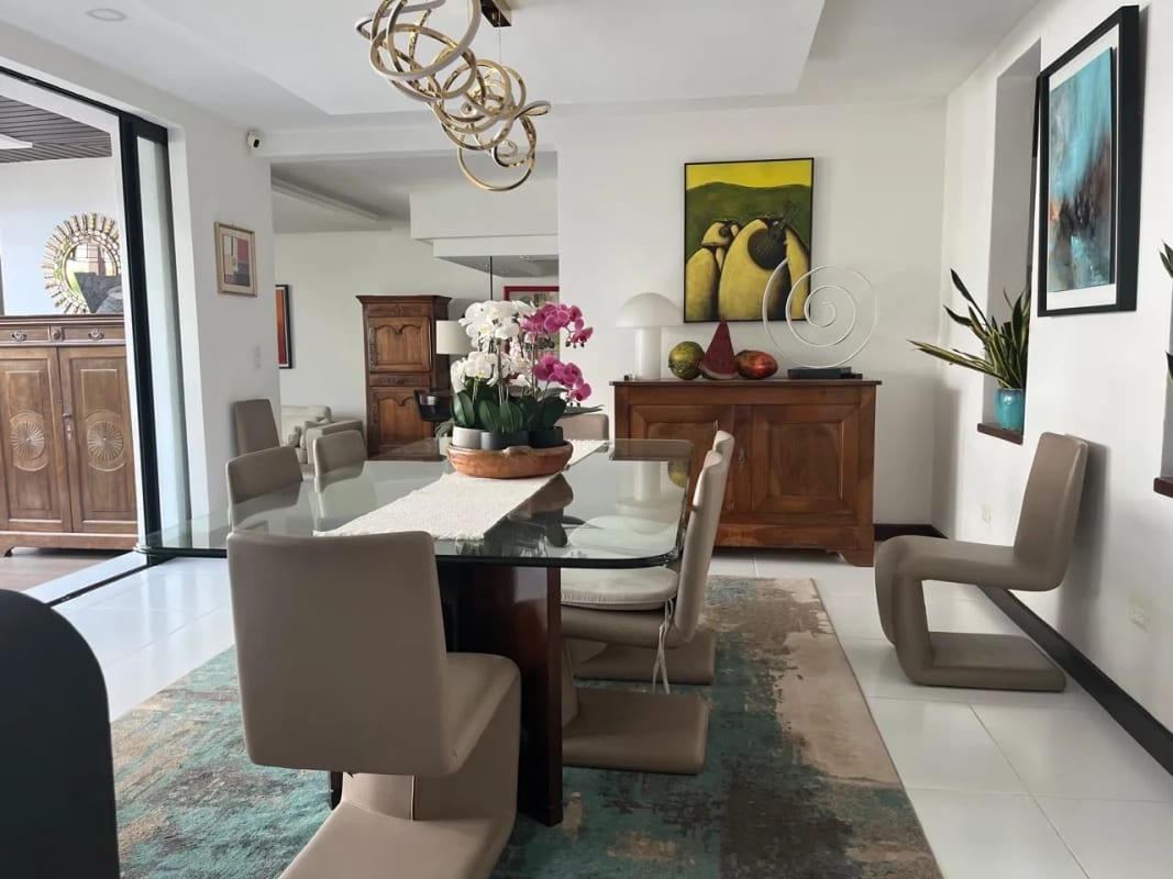 HERMOSA CASA EN VENTA EN VISTA HERMOSA I — Casa en Venta en Vista Hermosa I, Zona 15, Guatemala, Ciudad — foto 7 de 8