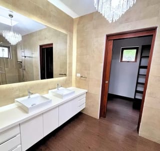 VENTA  O RENTA ESPECTACULAR CASA 4 HAB EL ENCANTO DE SAN ISIDRO ZONA 16 — Casa en Venta en Jardines de San Isidro, Zona 16, Guatemala, Ciudad — miniatura 6 de 6