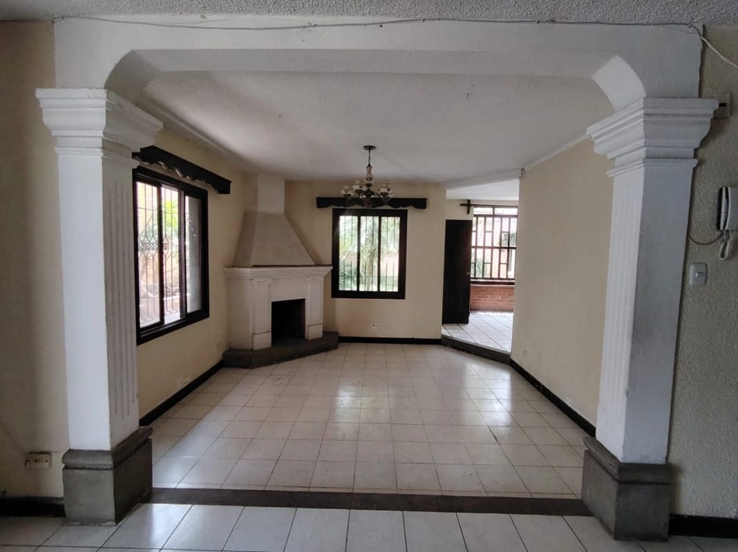 CASA EN VENTA ANTIGUA GUATEMALA — Casa en Venta en Antigua, Sacatepéquez — foto 3 de 6