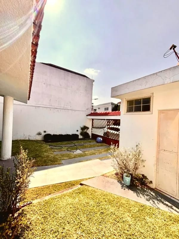 Zona 8 de Mixco • Casa en Venta • Condominio Orquídeas, San Cristóbal — Casa en Venta en Zona 8 Mixco, Guatemala, Ciudad — foto 11 de 12