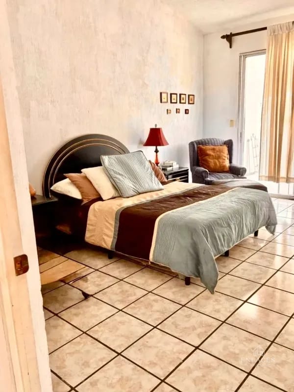 Zona 16 • Casa en Venta • Colonia Lourdes — Casa en Venta en Lourdes, Zona 16, Guatemala, Ciudad — foto 4 de 12