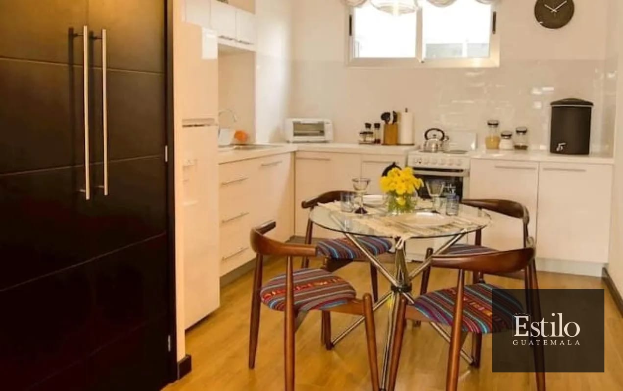 APARTAMENTO CON BALCÓN ZONA 4 — Apartamento en Alquiler en Zona 4, Guatemala, Ciudad — foto 4 de 10
