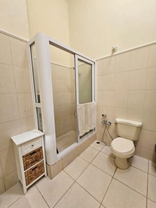 Casa en Venta Colinas de Arrazola — Casa en Venta en Carretera a El Salvador, Guatemala, Ciudad — miniatura 2 de 16