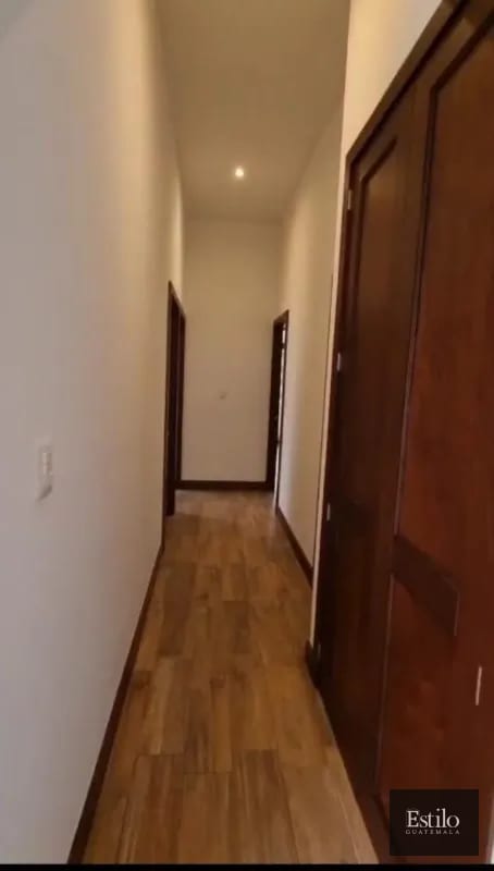APARTAMENTO EN ALQUILER SALVATTORE Z.10 — Apartamento en Alquiler en Salvattore, Zona 10, Guatemala, Ciudad — foto 2 de 11
